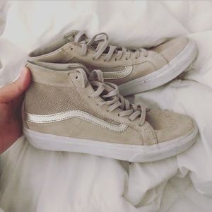 Beige / Tan & Gold High Top Vans Old Skool style